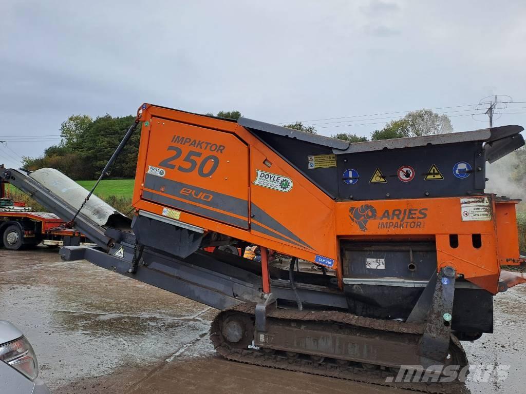 Arjes Impaktor 250 Mobilné drviče
