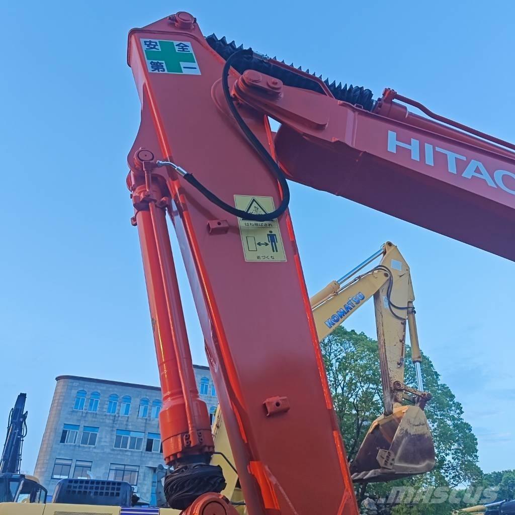 Hitachi ZX 120 Pásové rýpadlá