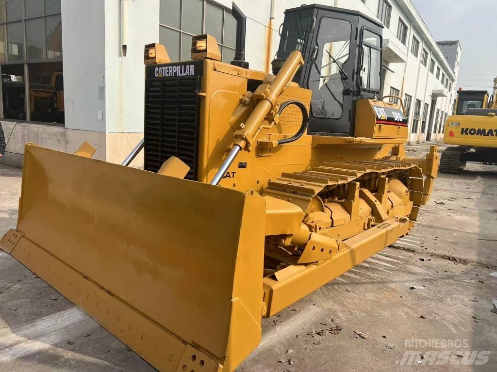 CAT D6G Pásové dozéry