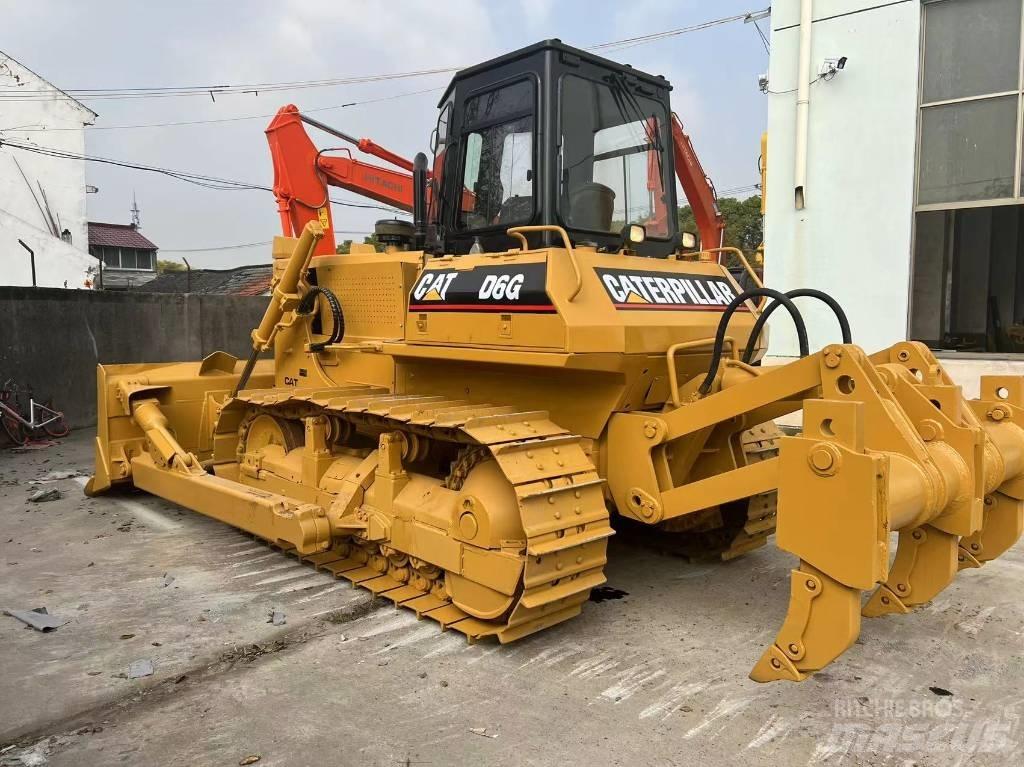 CAT D6G Pásové dozéry