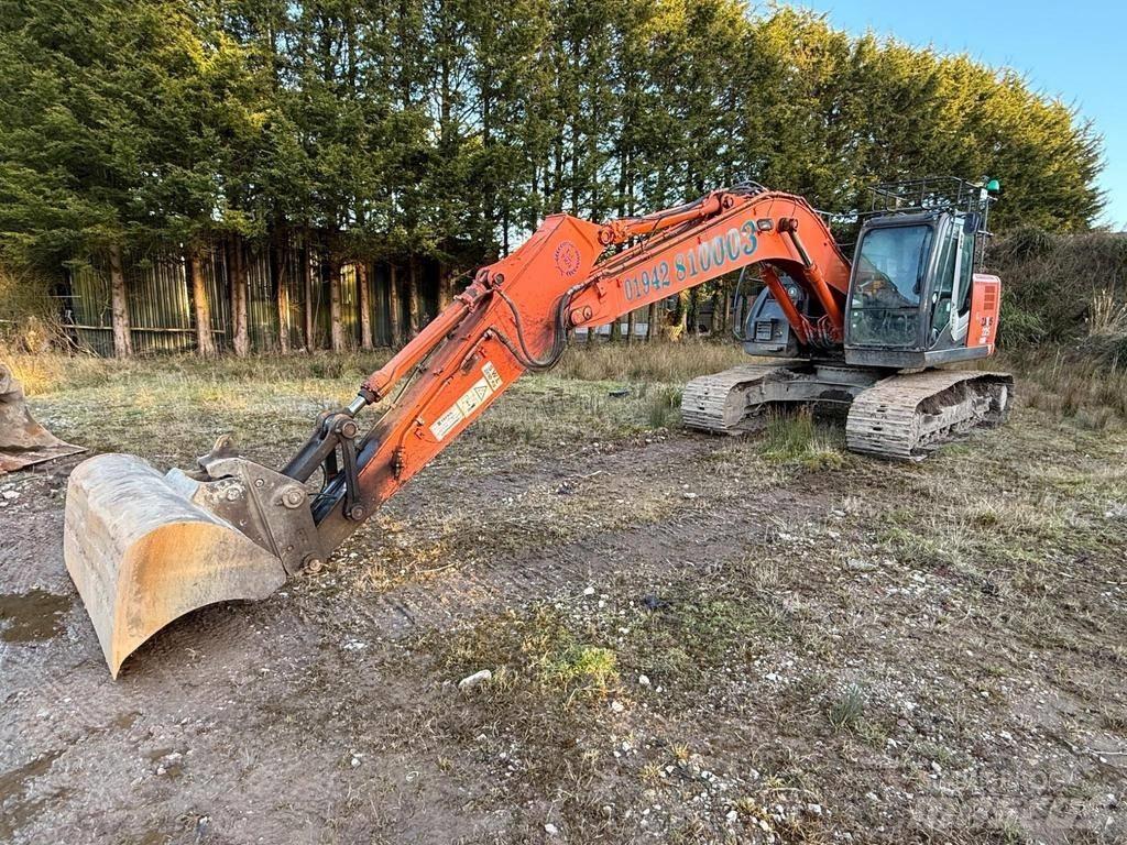 Hitachi ZX225USRLC-3 Pásové rýpadlá