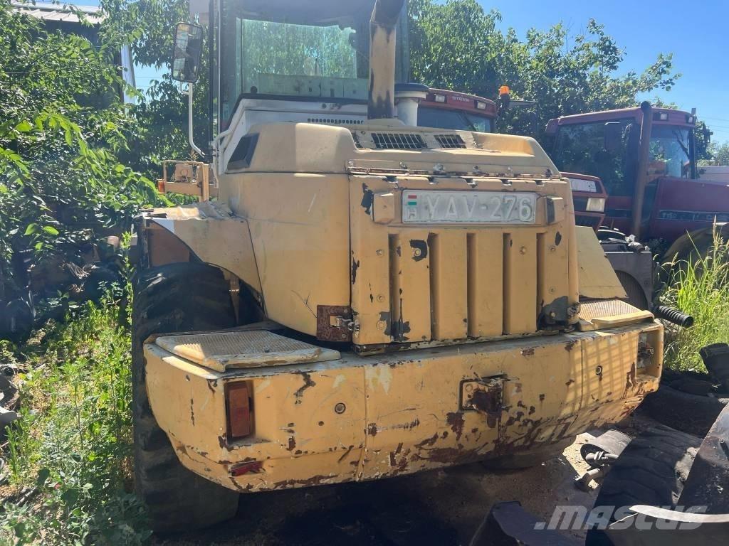 Liebherr 522 Výložníky a lyžice