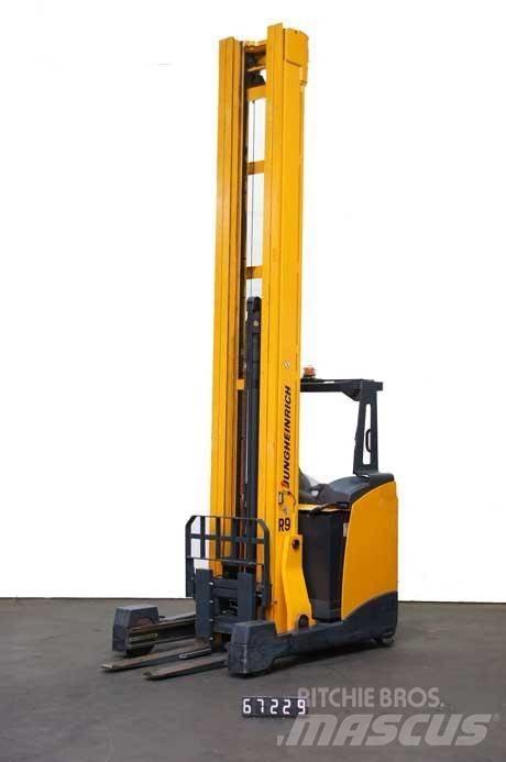 Jungheinrich ETV 325 Retraky