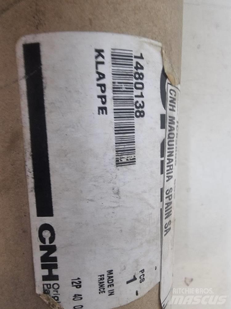 O&K RH/MH  1480138 Kabíny a interiér