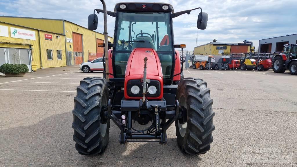 Massey Ferguson 5455 Traktory