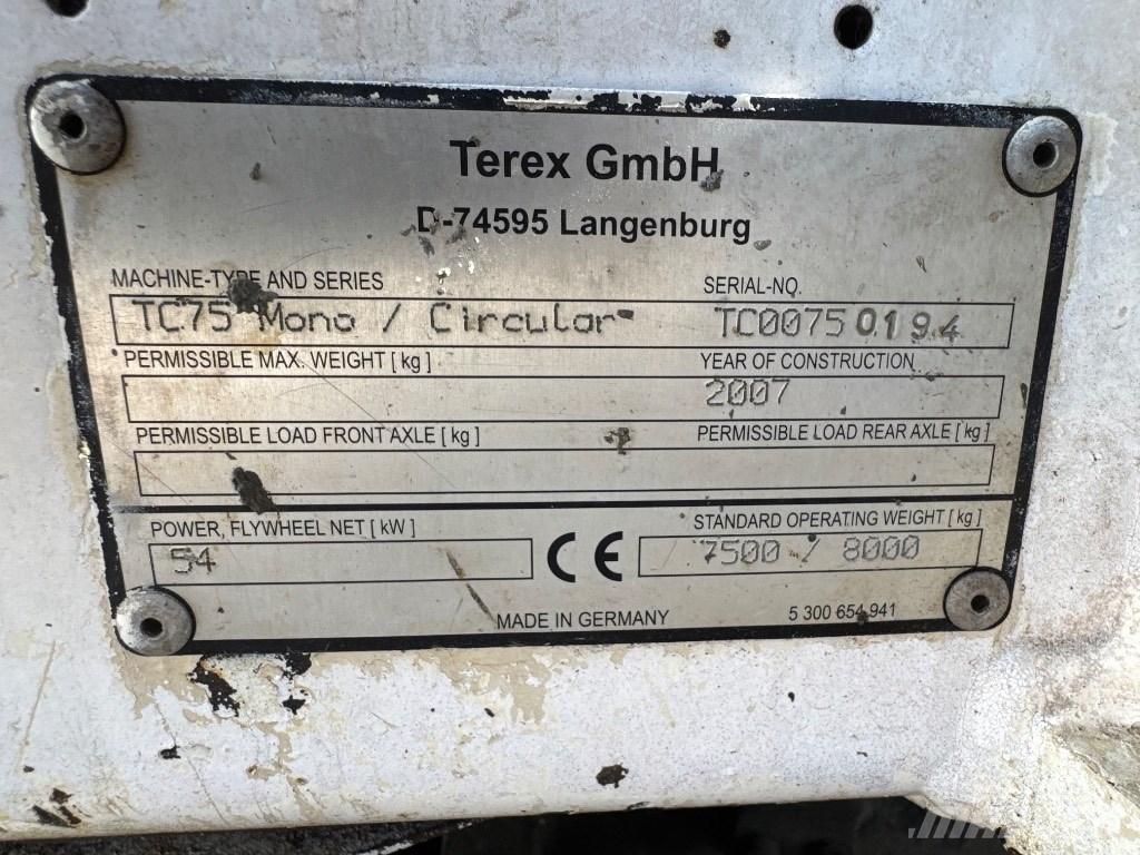 Terex TC 75 Midi rýpadlá 7 t - 12 t