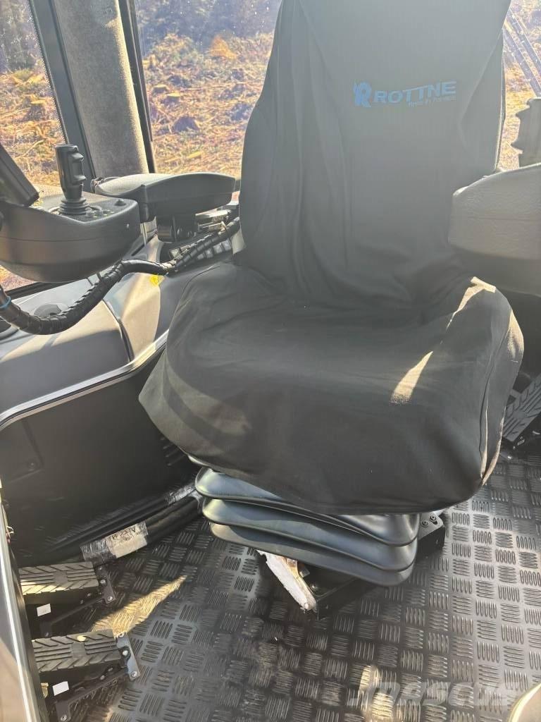 Rottne F15D Lesné traktory