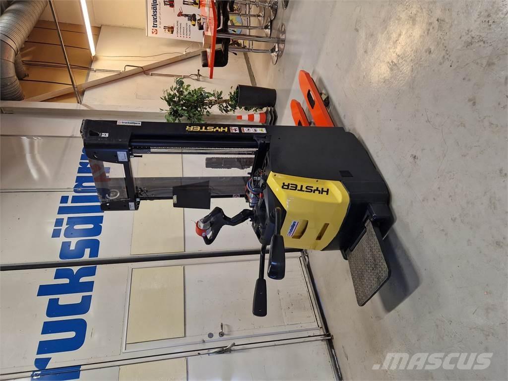 Hyster S1.4S IL Samohybné vozíky