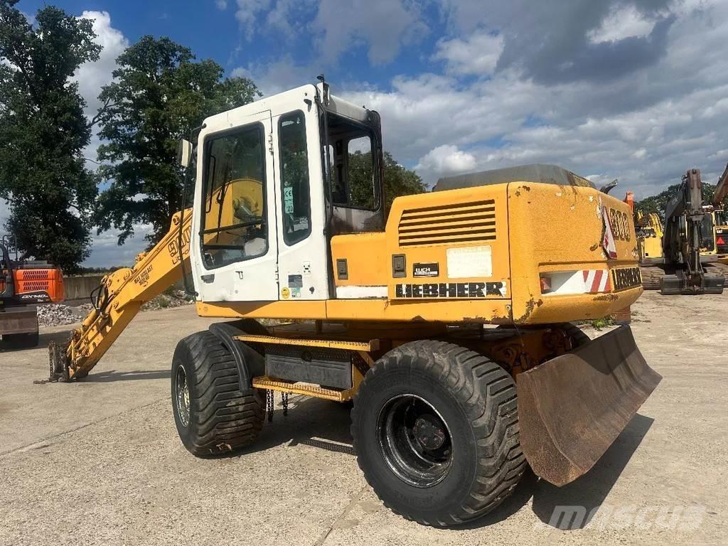 Liebherr A900 Kolesové rýpadlá