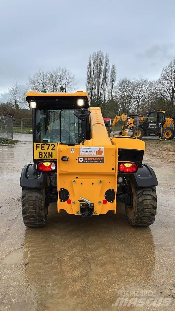 JCB 525-60 Teleskopické manipulátory