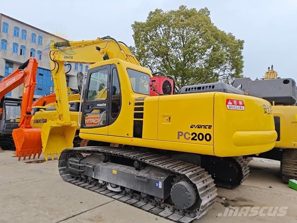 Komatsu PC 200-6 Pásové rýpadlá