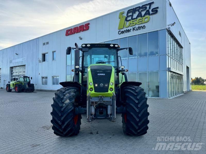 CLAAS AXION 810 Traktory