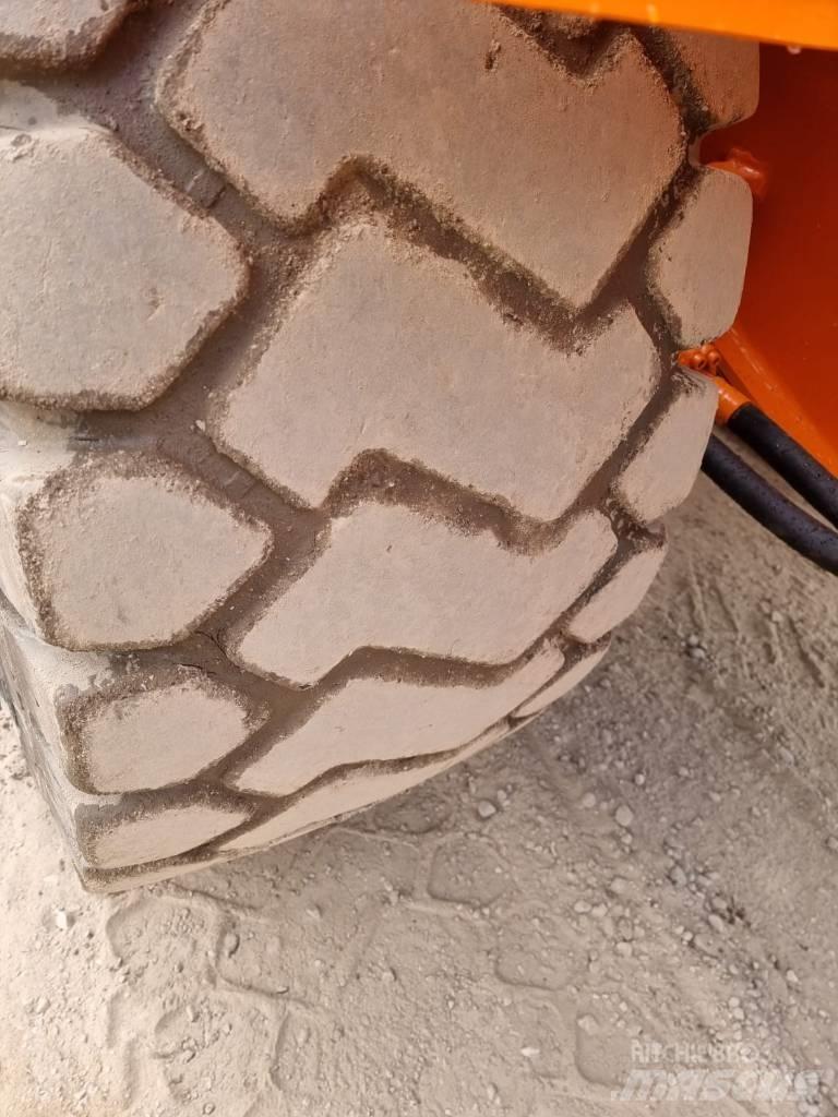 Doosan DL 300-3 Kolesové nakladače