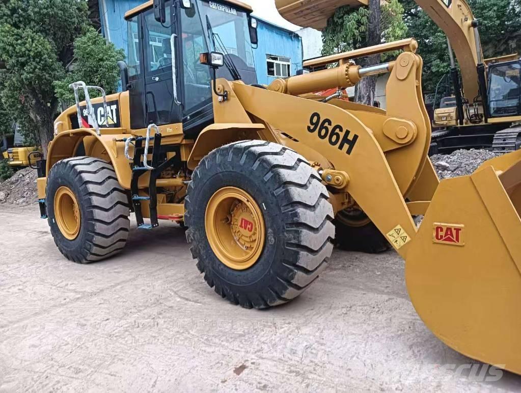 CAT 966 H Kolesové nakladače