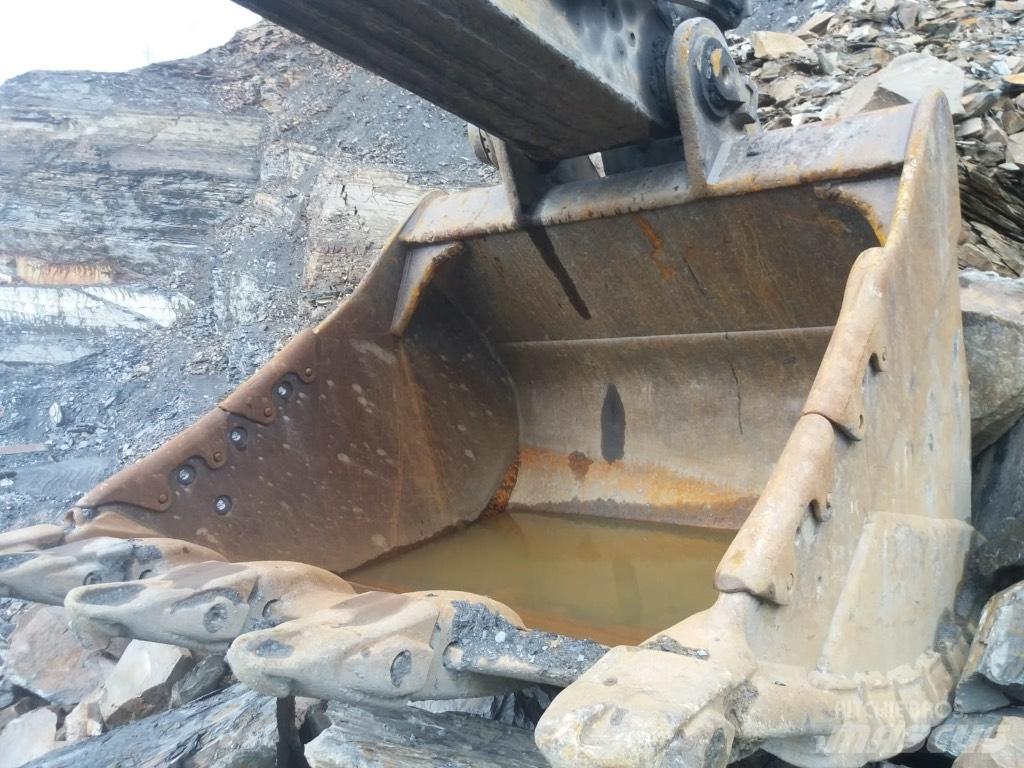CAT 352 F Pásové rýpadlá