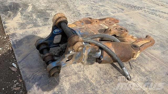 Kobelco SK30UR-6 Demolačné rýpadlá