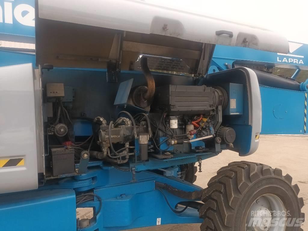 Genie Z 135/70 RT Kĺbové plošiny