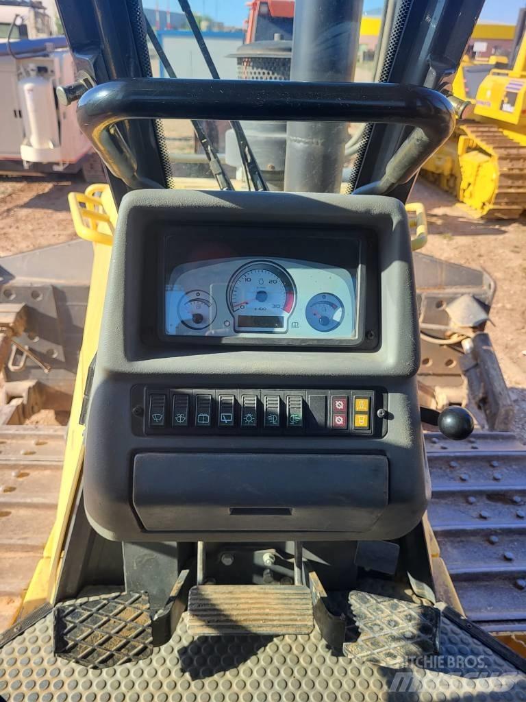 New Holland D 180 Pásové dozéry