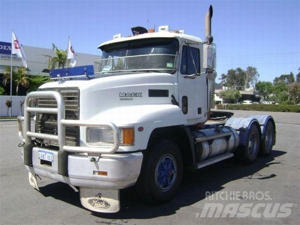 Mack Fleetliner Ťahače