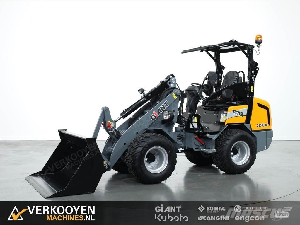 GiANT G2500 HD Kolesové nakladače