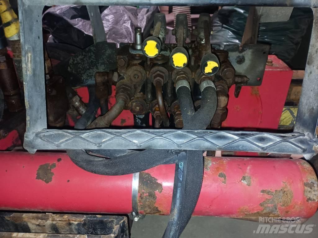 Loglift 82s Lesnícke žeriavy