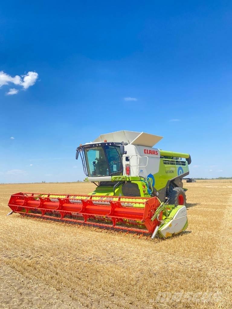 CLAAS Lexion 770 TT Kombinované zberacie stroje