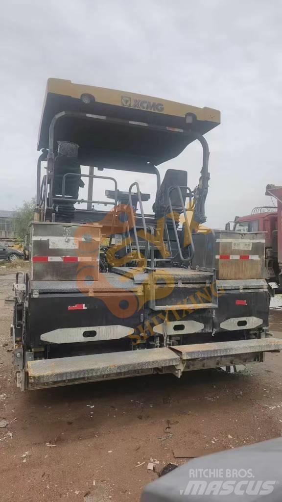 XCMG RP 903 Finišéry