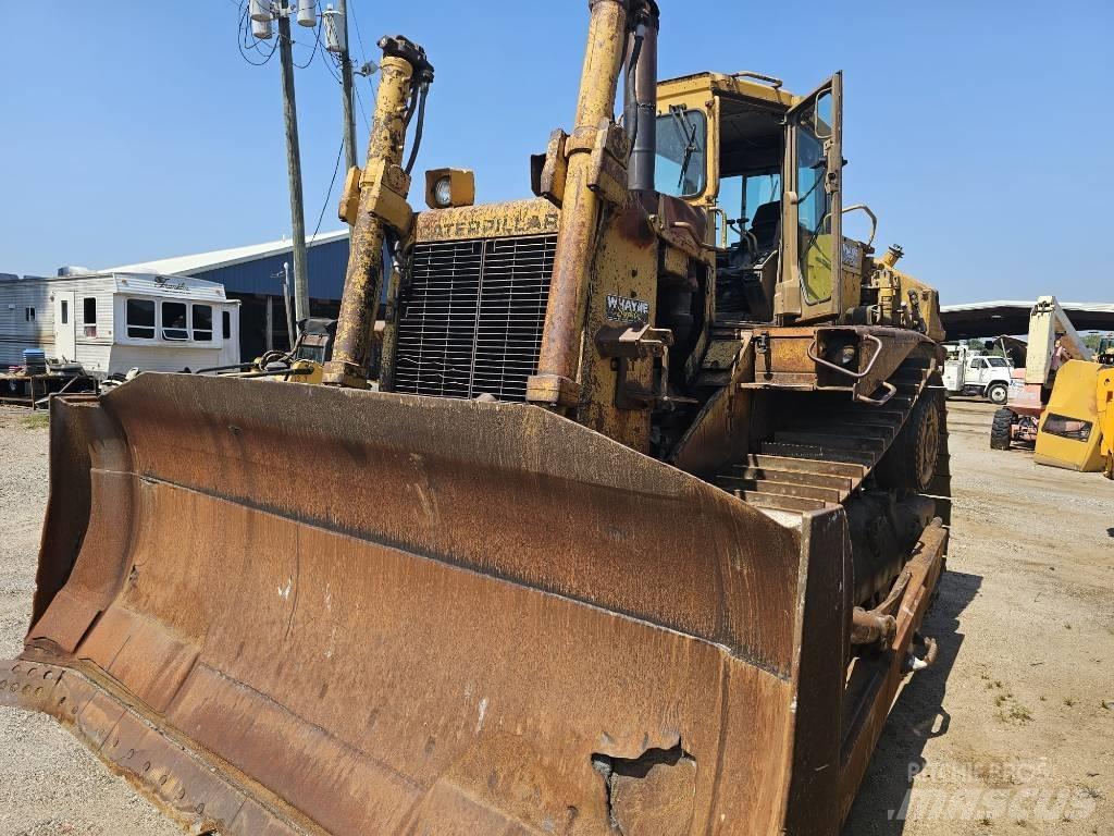 CAT D 8 L Pásové dozéry