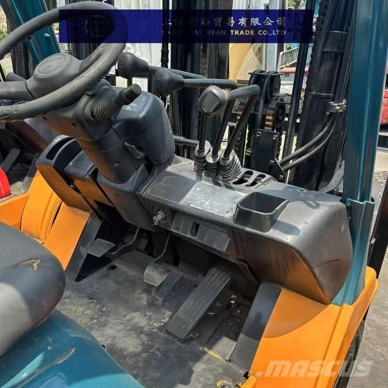 Toyota 7 FGU 25 Dieselové vozíky