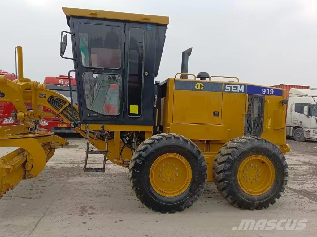 SEM 919 Grejdery