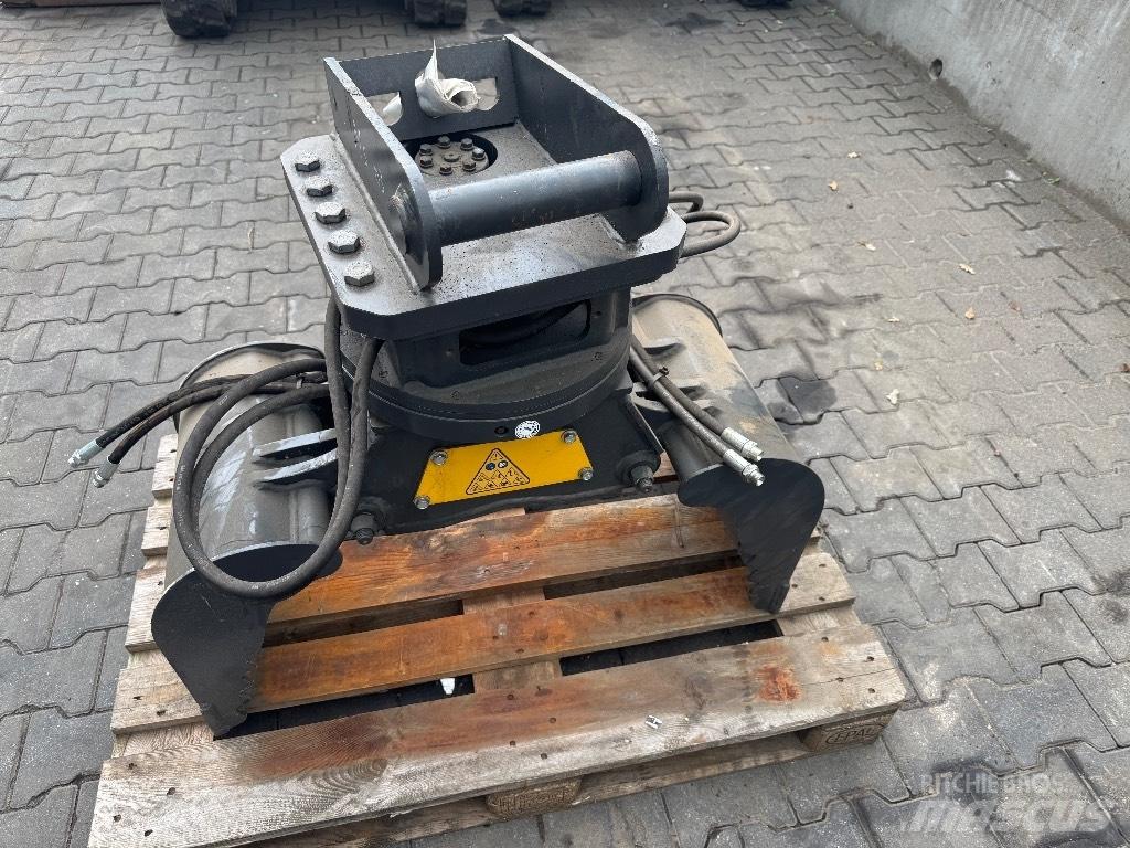 Mustang GRP 150 CH Drapáky