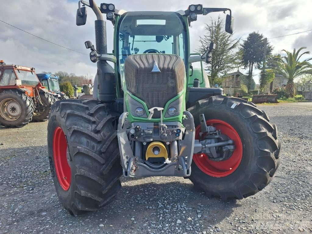 Fendt 716 Traktory