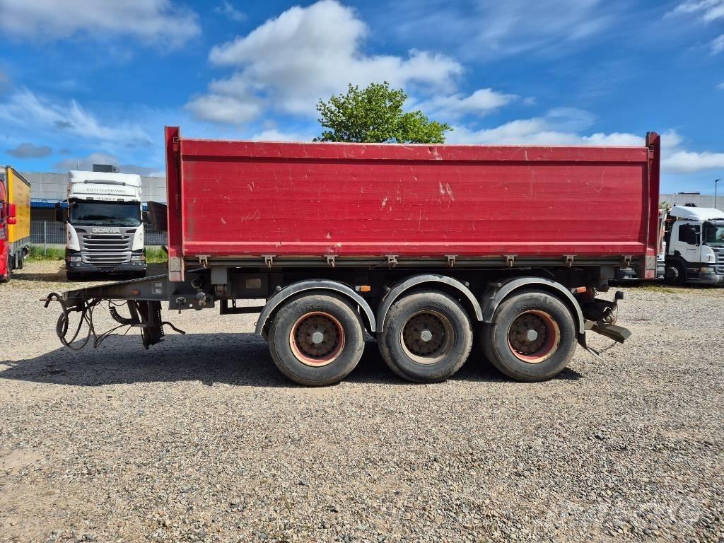 Nopa 3 axle tipper Vyklápacie prívesy