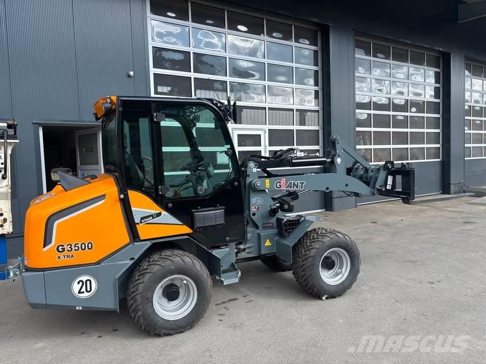 GiANT G 3500 X-tra Kolesové nakladače