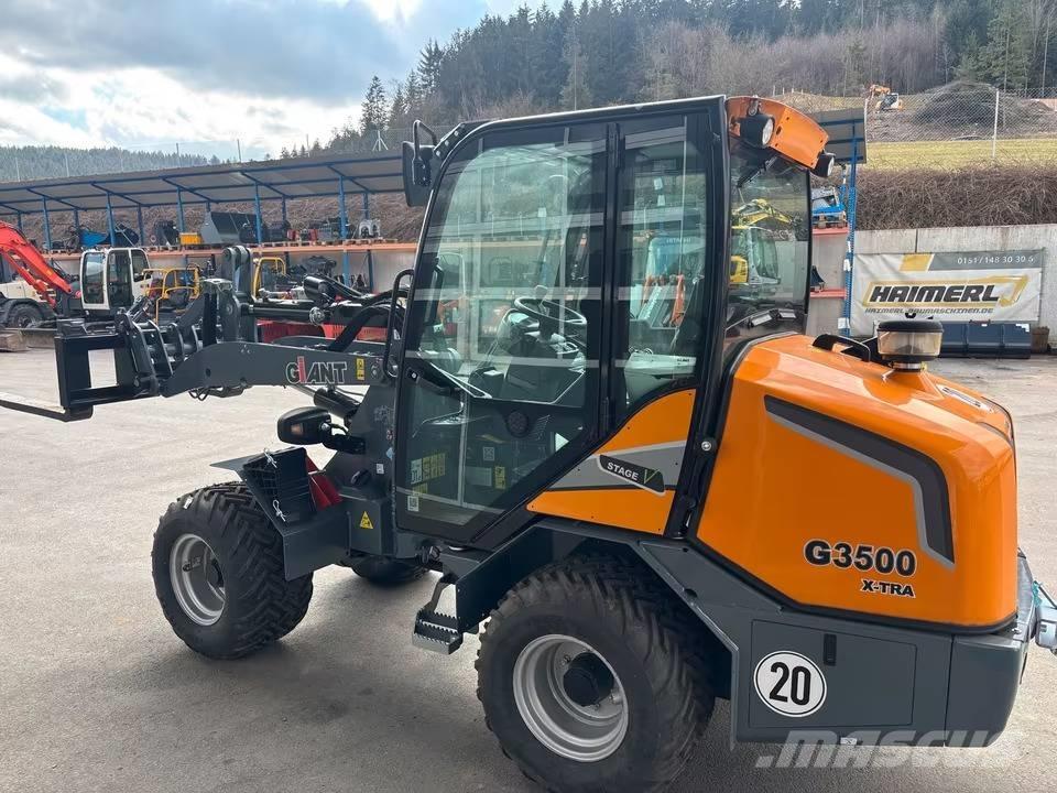GiANT G 3500 X-tra Kolesové nakladače