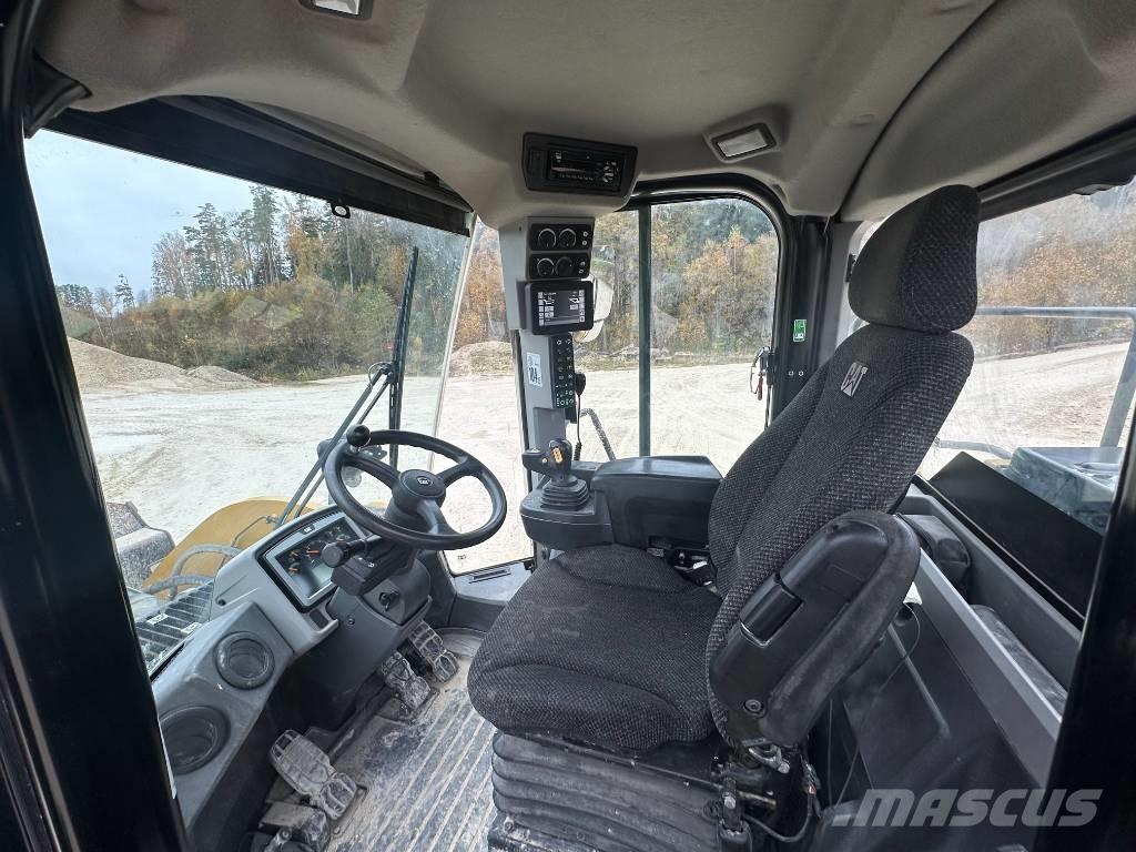 CAT 950 M Kolesové nakladače