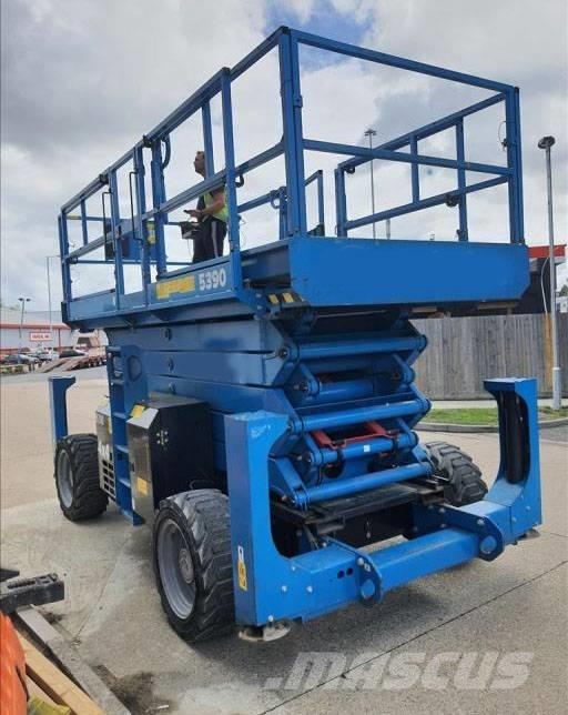 Genie GS 5390 RT Nožnicové zdvíhacie plošiny