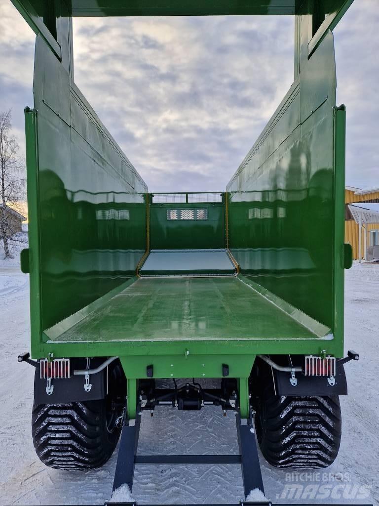 Pronar T 900 Samozberacie vozy