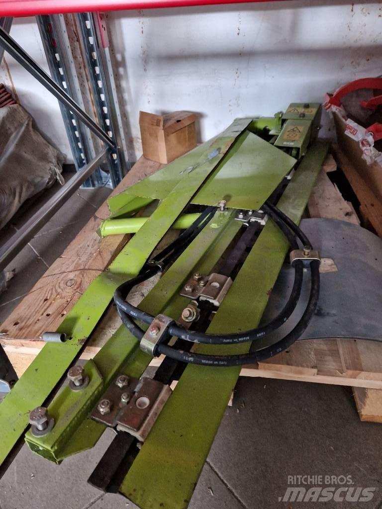 CLAAS RT 135 Príslušenstvo a náhradné diely ku kombajnom
