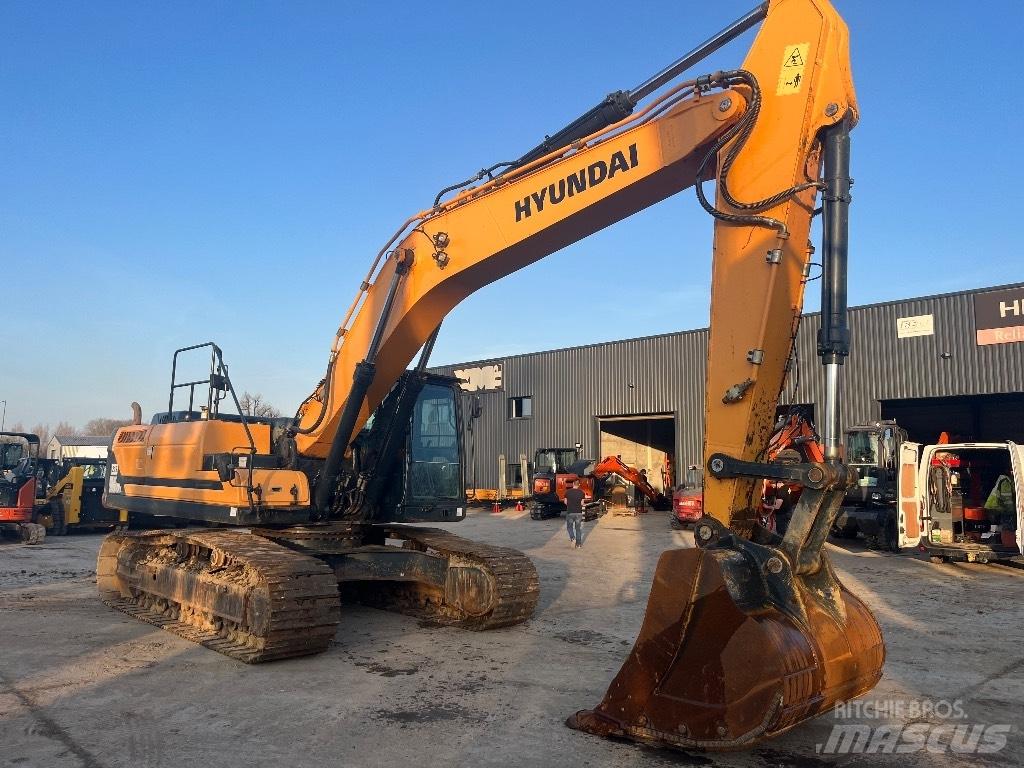 Hyundai HX 330 L Pásové rýpadlá