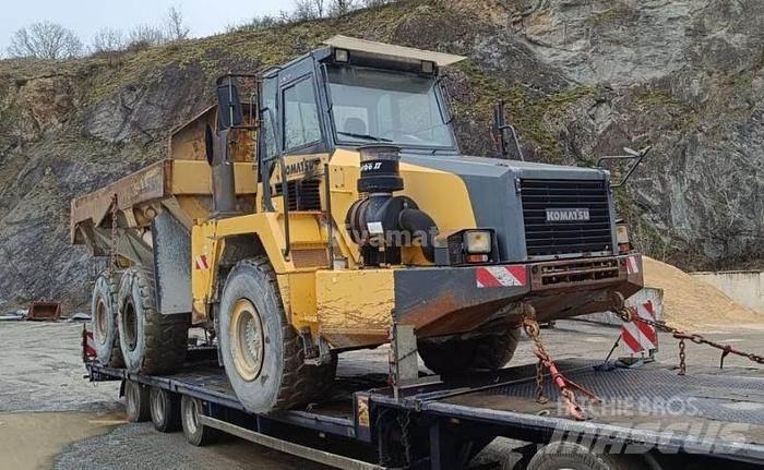 Komatsu HM300-2 Stavebné sklápače