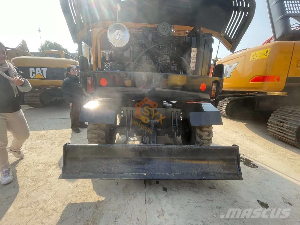 Hyundai 60w-9 Pásové rýpadlá