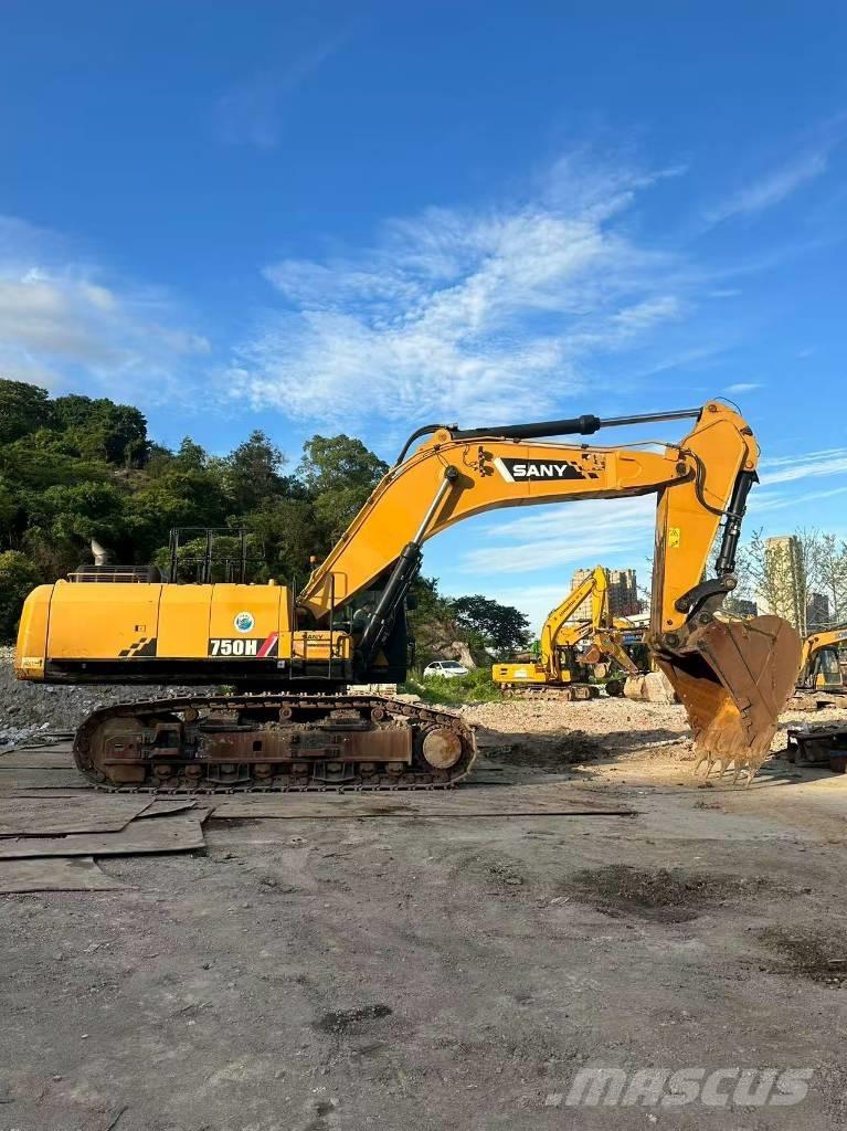 Sany 750 Pásové rýpadlá