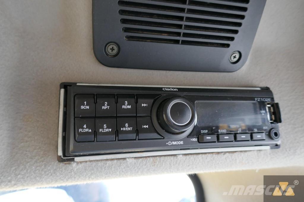 CAT 320FL Pásové rýpadlá