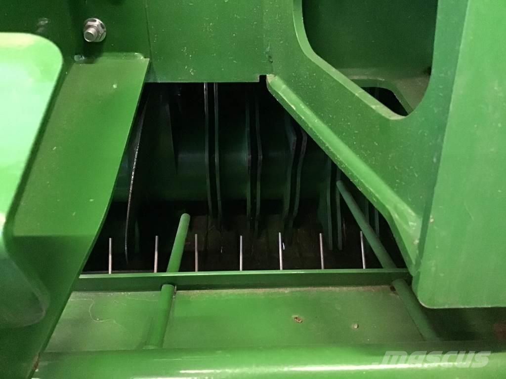 John Deere V461M Lisy na okrúhle balíky