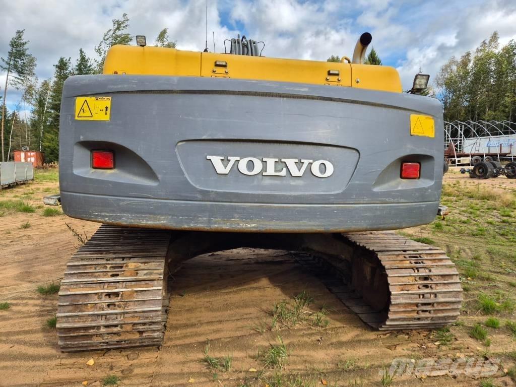 Volvo EC 240 B LC Pásové rýpadlá