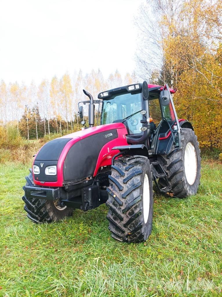 Valtra T 191 Traktory