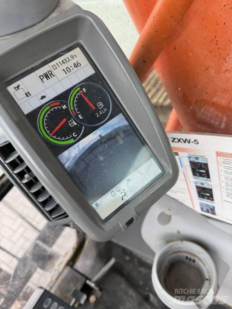 Hitachi ZX 290 Pásové rýpadlá