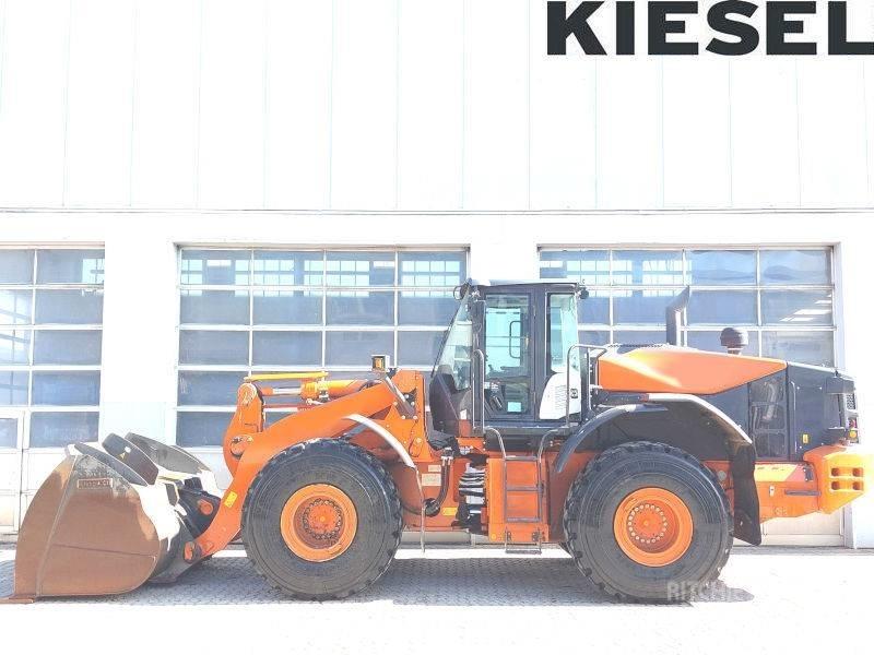 Hitachi ZW 310-6 Kolesové nakladače