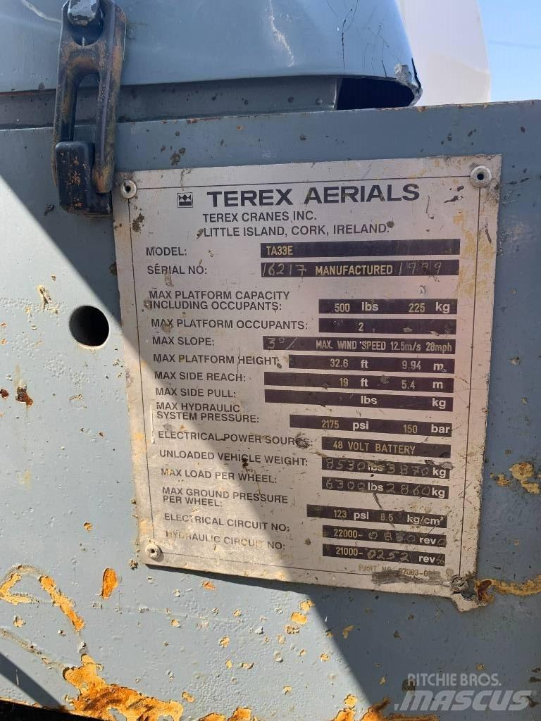Terex TA33 Kĺbové plošiny